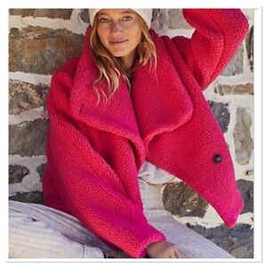 WE THE FREE IZZY WRAP TEDDY JACKET IN HAUTE PINK Sz M Paisley Lining Sz M